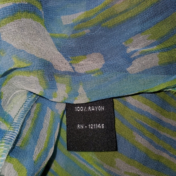 Tropical Sheer Button-Up Blouse - Picture 12 of 12